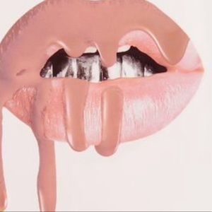 Meet your Posher, Lily